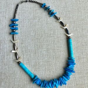 NWOT mint condition turquoise necklace